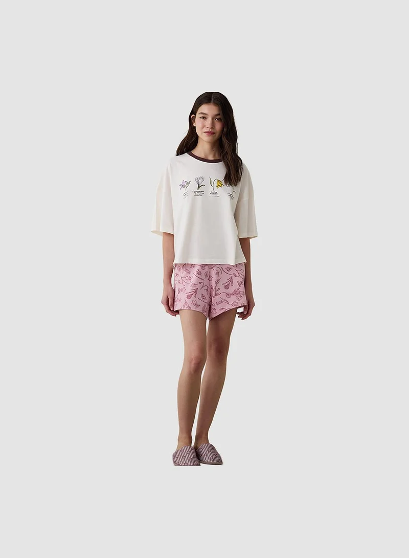 بنتي Steppe Tulip Floral Printed Organic Cotton Crew Neck Short Sleeve Pajama Set with Shorts